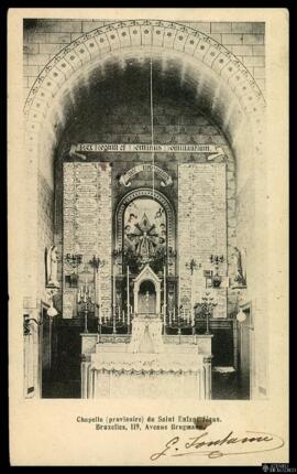 Tarjeta postal circulada de vista interior de la Capilla del Niño Jesús o Chapelle du Saint Enfan...