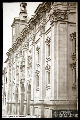 
Exterior de la iglesia de San Cayetano de Madrid.
