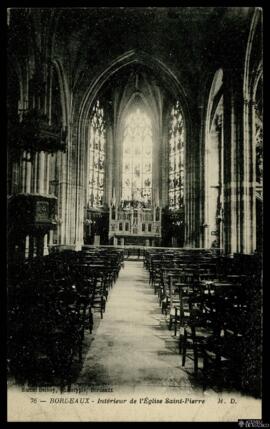 Tarjeta postal de vista interior de la Église Saint-Pierre de Burdeos editada por Marcel Delboy e...