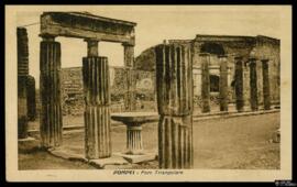 Tarjeta postal del yacimiento arqueológico del Foro Triangular de Pompeya editada por Somma Anton...