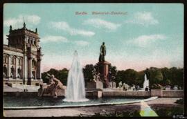 Tarjeta postal a color del Monumento a Bismarck o Bismarck-Denkmal en Berlín