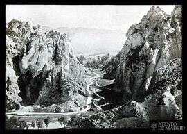 Montañas y vegetación