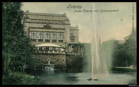 Tarjeta postal a color de vista exterior del Neues Theater y el estanque de cisnes en Leipzig edi...