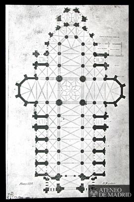 Planta baja de la basílica a Santa Teresa de Jesús . (Dibujo de Enrique María Repullés y Vargas. ...