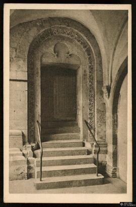 Tarjeta postal de la entrada del ala este en el Claustro de la Münsterkirche en Bonn editada por ...