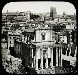 552 / 20221. Roma. Templo de Faustine Italie en El Palatino