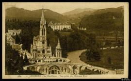 Tarjeta postal de vista panorámica de la Basílica del Rosario de Lourdes vista desde el Castillo ...
