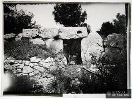 "Les Paines. Recinto amurallado Artús"