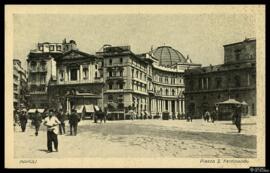 Tarjeta postal de escena costumbrista urbana en la Piazza San Ferdinando de Nápoles editada por D...