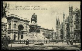 Tarjeta postal circulada Piazza del Duomo, el Monumento a Víctor Manuel II y la fachada de la Gal...