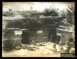 Necrópolis de Carmona. Triclinium de la "Tumba del Elefante"