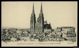 Tarjeta postal de vista general de la Catedral de Clermont-Ferrand vista desde la Église Saint-Pi...