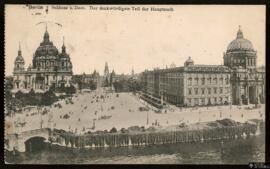 Tarjeta postal circulada de vista panorámica del Palacio y la Catedral de Berlín