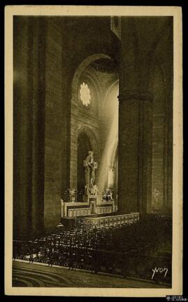 Tarjeta postal de vista interior de la Basílica del Sagrado Corazón de Montmartre de París editad...