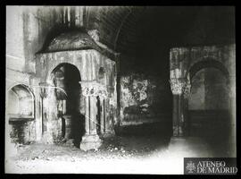 Interior de la iglesia de San Juan de Duero de Soria.