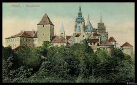 Tarjeta postal a color de vista panorámica del Castillo de Praga en el distrito de Hradčany