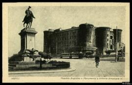 Tarjeta postal de vista exterior del Castillo Nuevo, Castel Nuovo o Maschio Angioino y el Monumen...