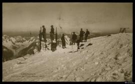 Tarjeta postal de alpinistas en la cumbre del Mont-Blanc en Chamonix editada por Perrochet & ...