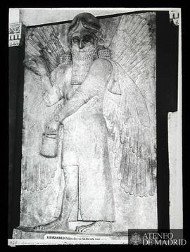 
¿París?. ¿Museo del Louvre?. "Khorsabad. Palacio de (...) Sargón". [Relieve de hombre ...