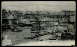 Tarjeta postal de vista panorámica del Pont tournant de Brest abriéndose Artaud et Nozais en Nantes