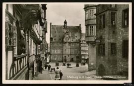 Tarjeta postal de la Oberer Markplatz y el Ayuntamiento  de Marburgo editada por el Verlag Gebrüd...