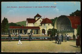 Tarjeta postal pintada a color de vista exterior de un concierto de mañana en el nuevo balneario ...