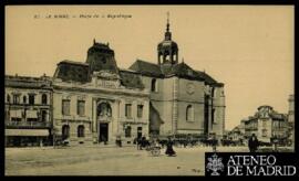 Tarjeta postal de escena costumbrista urbana en la Place de la République de Le Mans editada por ...