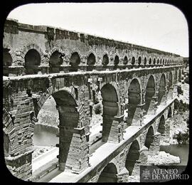 
Nimes. Puente de Gard
