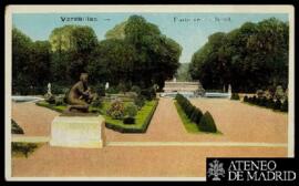 Tarjeta postal a color del parterre norte del complejo arquitectónico artístico del Palacio de Ve...