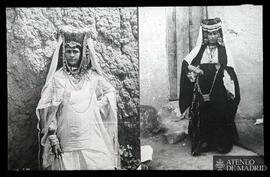 Mujeres con trajes regionales
