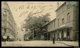 Tarjeta postal circulada de vista exterior de la Estación de tren de Asnières-sur-Seine editada p...