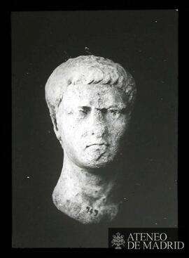 Cabeza de Augusto en el Teatro romano de Mérida