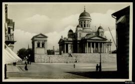 Tarjeta postal de vista exterior de la Catedral de Helsinki o Helsingin tuomiokirkko