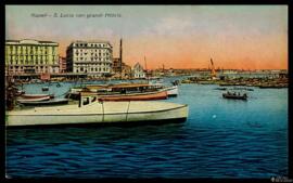 Tarjeta postal a color de vista panorámica del Barrio de Santa Lucia Nuova de Nápoles, sus barcos...