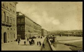 Tarjeta postal de escena costumbrista urbana en el Paseo fluvial de Amerigo Vespucci junto al Pon...