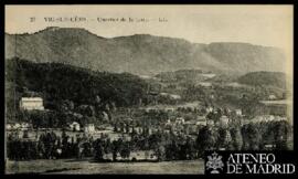 Tarjeta postal de vista panorámica del barrio de la Estación de Vic-sur-Cère editada por Lévy et ...