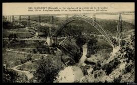 Tarjeta postal de vista del paisaje del Viaducto y el Valle de la Truyère en Garabit