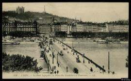 Tarjeta postal de vista panorámica del Pont Lafayette, la Place des Cordeliers y la colina Fourvi...