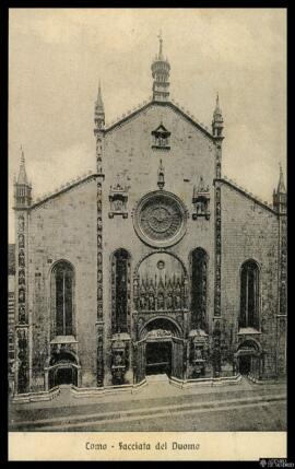 Tarjeta postal de vista exterior de la fachada principal de la Catedral de Como editada por R. E....