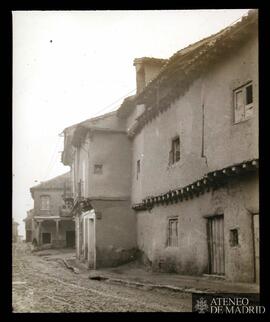 Fachadas de unas casas rurales