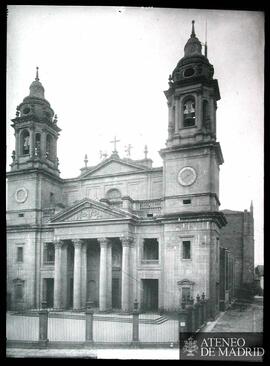 Exterior de la Catedral de Pamplona.