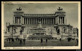 Tarjeta postal circulada del Monumento a Víctor Manuel II en Florencia editada por Adolfo Como en...