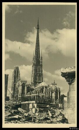 Tarjeta postal de vista exterior de las ruinas junto a la Catedral de Notre-Dame de Ruan editada ...