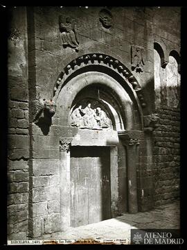 
Puerta de la iglesia del Convento de San Pablo de Barcelona.
