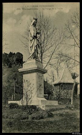 Tarjeta postal del monumento escultórico a la Vierge de la Vallée en Vic-sur-Cere