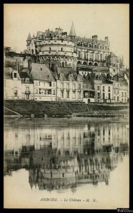 Tarjeta postal de vista exterior del Castillo Real de Amboise