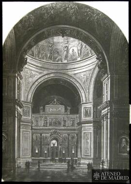 Interior de una catedral