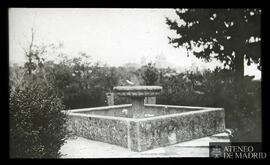 Fuente del jardín del Casino del Infante del Escorial