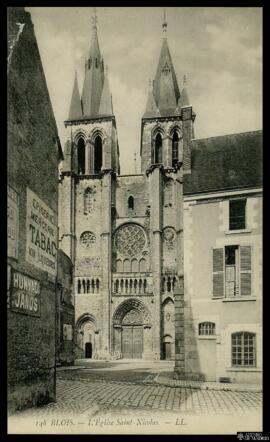 Tarjeta postal de vista exterior de la fachada principal de la Iglesia de San Nicolas o Église Sa...