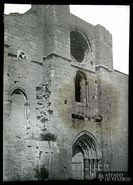 Fachada de una iglesia